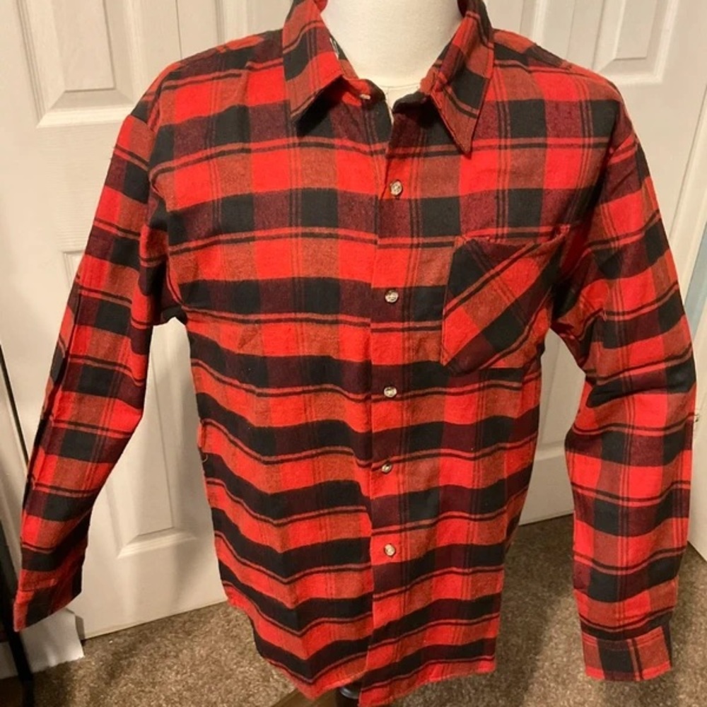 Men's Red and Black Plaid Flannel Shirt
